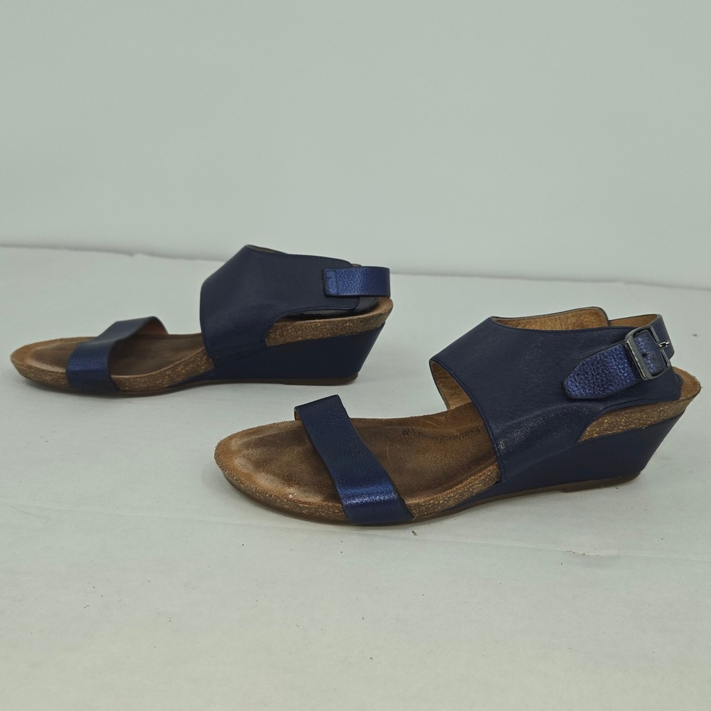 Sofft Wedge Sandals Womens 7M Blue Leather Metallic Strappy Comfort Summer - Picture 2 of 13